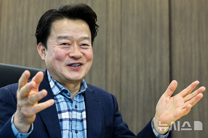 [서울=뉴시스] 최진석 기자 = 이주도 한싹 대표이사가 10일 서울 강동구 고덕비즈밸리 한싹타워에서 뉴시스와 인터뷰를 하고 있다. 2026.02.XX. myjs@newsis.com
