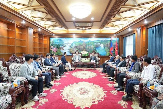 [서울=뉴시스] 삼육보건대와 라오스 참파삭주, 참파삭대, 라오스청년연맹, KRICEA 관계자들이 모여 회의를 진행하고 있다. (사진=삼육보건대 제공) 2026.02.10. photo@newsis.com *재판매 및 DB 금지