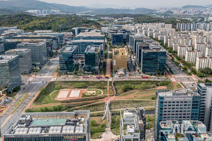 [성남=뉴시스] 성남시 판교 봇들저류지 전경 (사진=성남시 제공)2026.02.11.photo@newsis.com