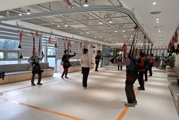  *재판매 및 DB 금지