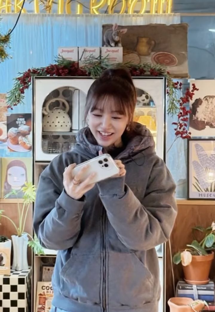 [서울=뉴시스] 배우 윤은혜. (사진=윤은혜 인스타그램 캡처) 2026.02.12. photo@newsis.com *재판매 및 DB 금지