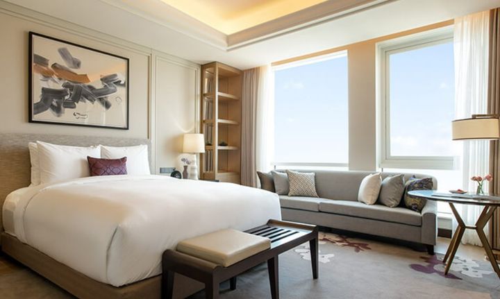 [서울=뉴시스]파라다이스시티 객실 이미지.(사진=시몬스 제공) 2026.02.13. photo@newsis.com *재판매 및 DB 금지