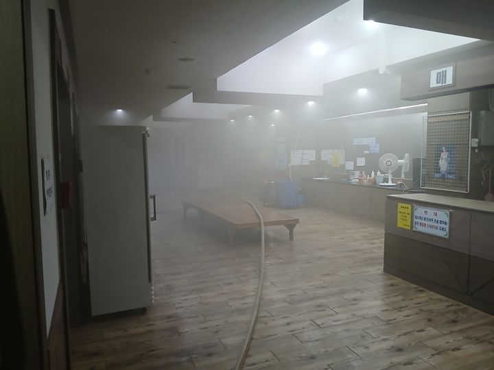 인천 강화도 사우나 화재…20명 대피