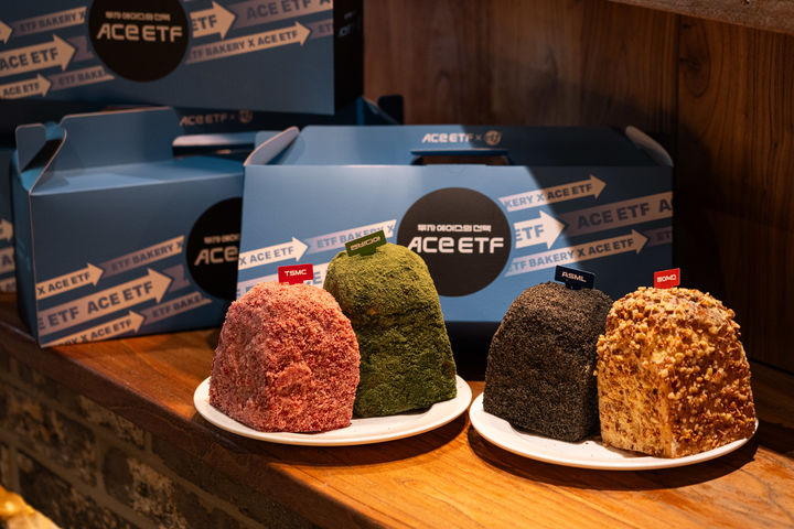 [서울=뉴시스] 한국투자신탁운용이 지난 12일부터 ETF베이커리 안국점에서 판매 중인 ACE ETF 크림빵 (사진=한국투자신탁운용 제공) 2026.02.13. photo@newsis.com *재판매 및 DB 금지 *재판매 및 DB 금지