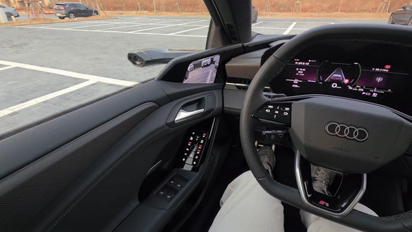 [서울=뉴시스] 박현준 기자 = 아우디 A6 e-트론 내부 모습. 2026.01.26 parkhj@newsis.com