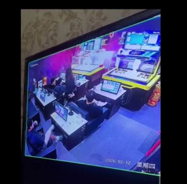 [서울=뉴시스] 성추행 의혹에 휩싸인 롯데 자이언츠. (사진=온라인 커뮤니티 캡처). 2026.02.13. *재판매 및 DB 금지