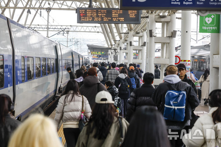 "여성, 초혼 때 명절 스트레스 가장 커…남성은 돌싱일 때"