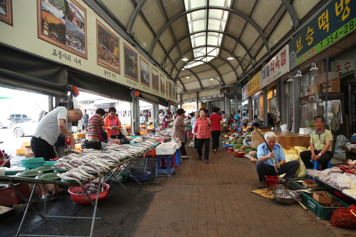 [밀양=뉴시스] 밀양아리랑전통시장 전경. (사진= 밀양시 제공) 2026.02.14. photo@newsis.com *재판매 및 DB 금지