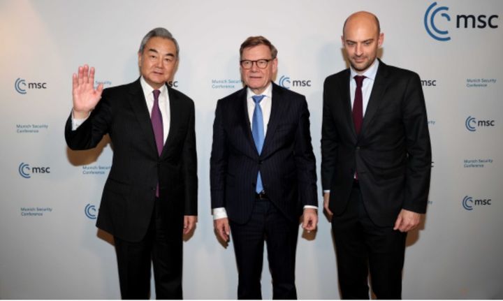 [서울=뉴시스] 13일 독일 뮌헨안보회의를 계기로 중국, 프랑스, 독일 외교장관이 처음으로 3자 회담을 가졌다. 왼쪽부터 중국 왕이 부장, 독일 요한 바데풀, 프랑스 장 노엘 바로 외무장관.(출처: 중국 외교부홈페이지) 2026.03.14. *재판매 및 DB 금지