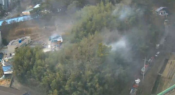 [울산=뉴시스] 울산 울주군 청량읍 화재 (사진=울산소방본부 제공) photo@newsis.com *재판매 및 DB 금지