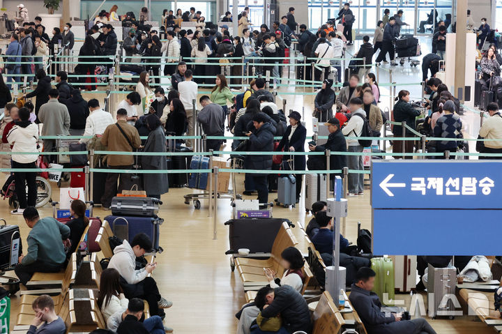 지난해 항공교통량 100만대 돌파…국제선 9.4%↑