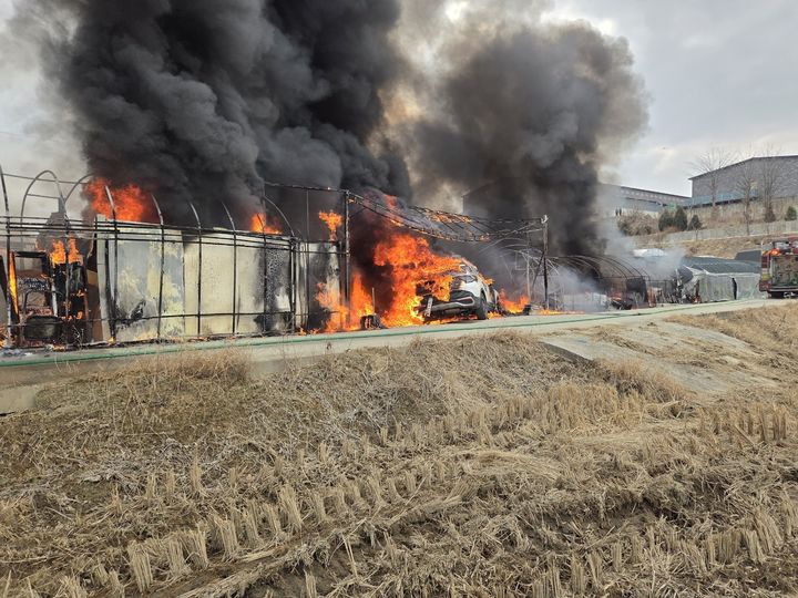 논산서 화재·교통사고 잇따라…1명 중상·4000만원 피해