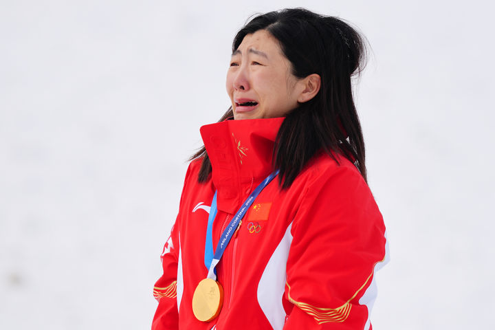 [리비뇨=AP/뉴시스] 2026 밀라노·코르티나담페초 동계올림픽 프리스타일 스키 여자 에어리얼에서 금메달을 수확한 중국의 쉬멍타오. 2026.02.22. 