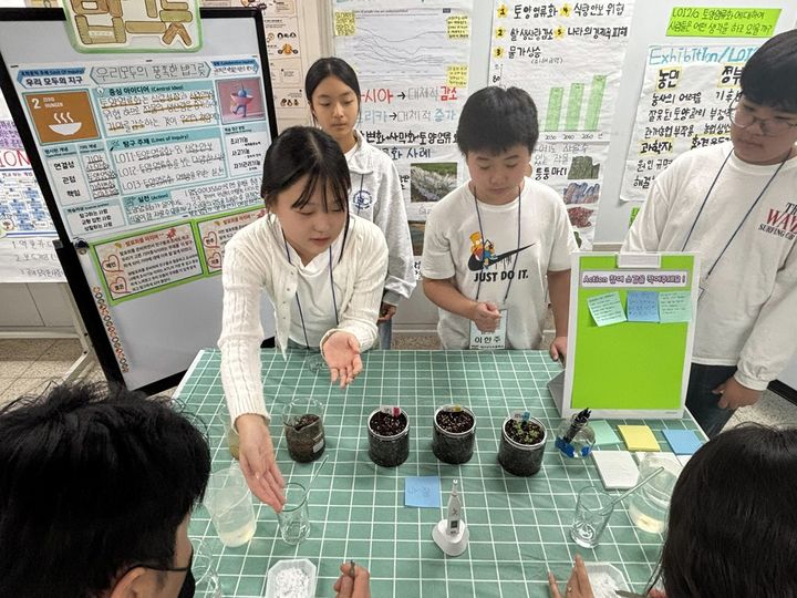  *재판매 및 DB 금지