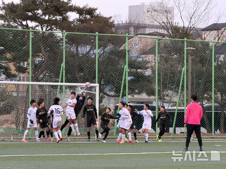 [완주=뉴시스] 완주군에서 동계를 진행하고 있는 모습. (사진= 완주군 제공) *재판매 및 DB 금지