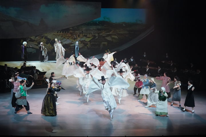 [부산=뉴시스] 국립부산국악원 '춤바람분데이' 공연. (사진=국립부산국악원 제공) 2026.02.21. photo@newsis.com *재판매 및 DB 금지