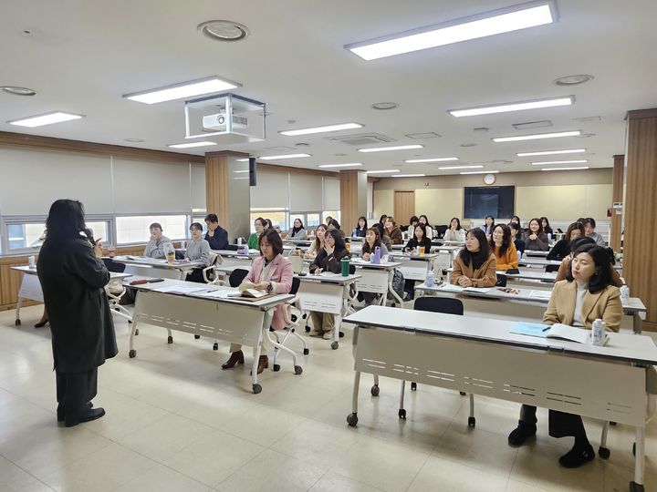 [창원=뉴시스]통합교육하는 모습.(사진=경남교육청 제공) 2026.02.19.photo@newsis.com *재판매 및 DB 금지