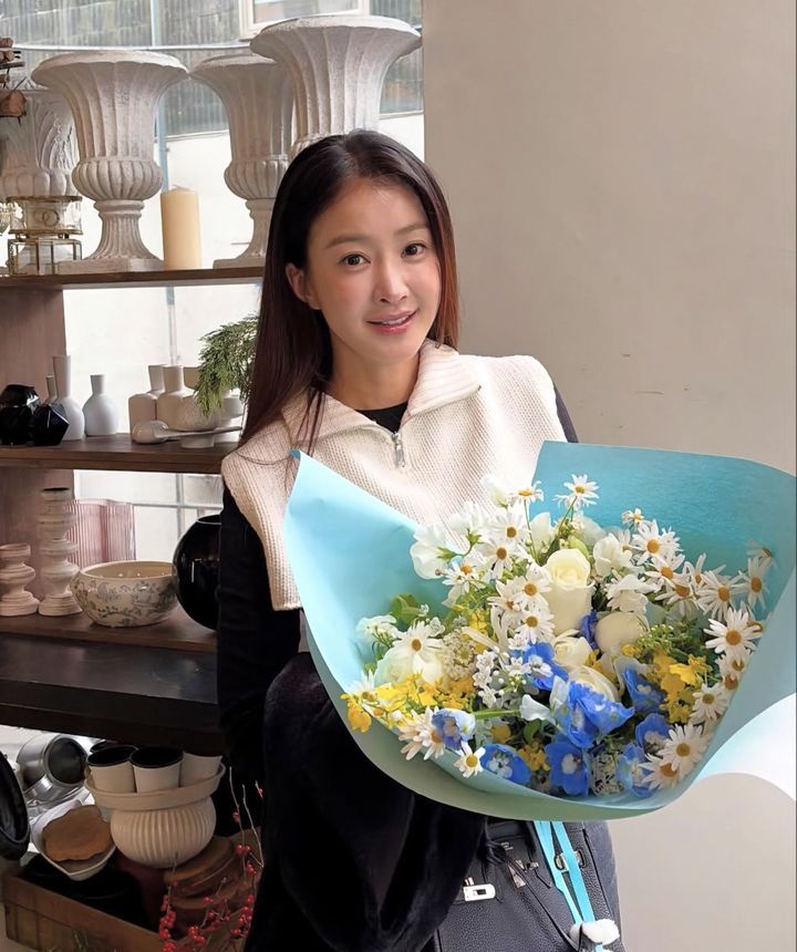 [서울=뉴시스] 배우 이시영. (사진=이시영 인스타그램 캡처) 2026.02.19. photo@newsis.com *재판매 및 DB 금지