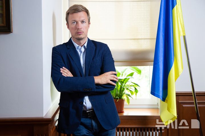 [서울=뉴시스]안드리이 니콜라이엔코 우크라이나 '한국-우크라이나 의원친선협회' 공동회장이 19일 뉴시스와 화상 인터뷰를 했다. 사진은 니콜라이엔코 공동회장. (사진 = 니콜라이엔코 공동회장 제공) 2026.02.19 photo@newsis.com