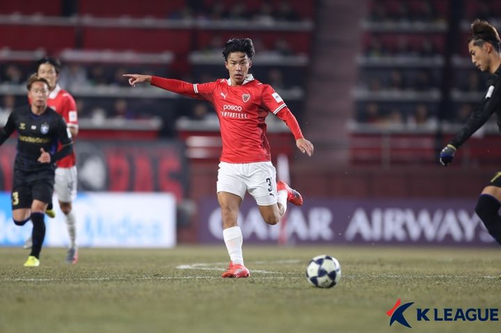 [서울=뉴시스] 프로축구 K리그1 포항 스틸러스의 니시야 켄토. (사진=한국프로축구연맹 제공)