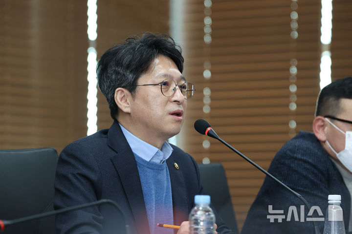 국토 2차관 "가덕도신공항 2035년 개항 차질 없이 추진"