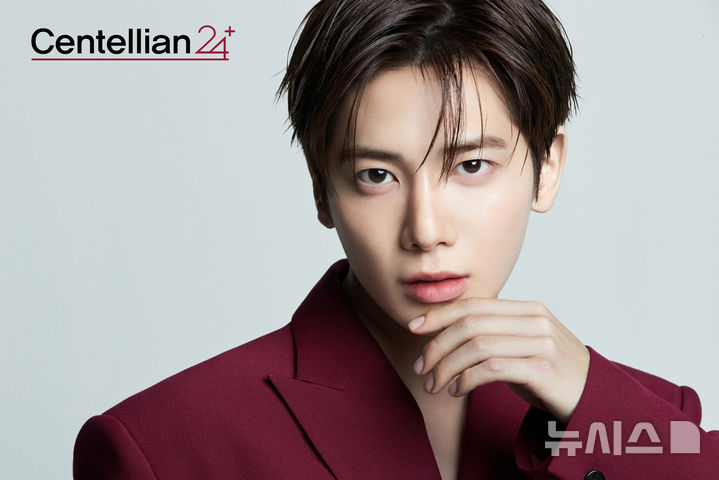 [서울=뉴시스] 동국제약이 더마코스메틱 브랜드 센텔리안24의 글로벌 앰배서더로 K-pop 그룹 투모로우바이투게더(TXT) 멤버 태현을 발탁했다. (사진=동국제약 제공) 2026.02.22. photo@newsis.com