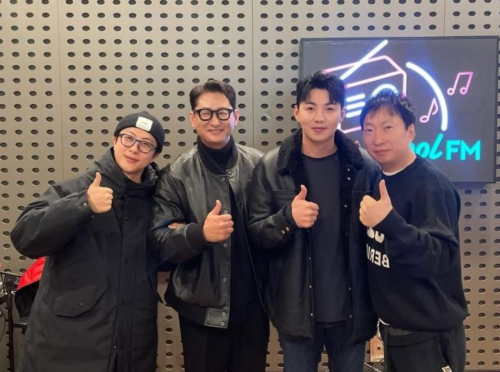 [서울=뉴시스] KBS의 '2026 월드 베이스볼 클래식(WBC)' 중계를 맡은 박용택·이대형 해설위원이 한국 야구 대표팀의 본선 전망과 주요 관전 포인트를 짚었다. (사진=KBS '박명수의 라디오쇼' 캡처) 2026.02.20. photo@newsis.com *재판매 및 DB 금지