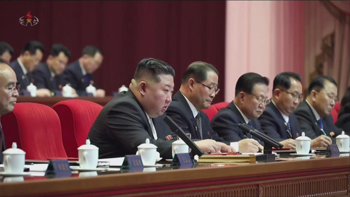 [서울=뉴시스] 북한 조선중앙TV는 김정은 국무위원장이 지난 19일 평양에서 열린 조선노동당 제9차 대회에 참석했다고 20일 보도했다. (사진=조선중앙TV 캡처) 2026.02.20. photo@newsis.com *재판매 및 DB 금지