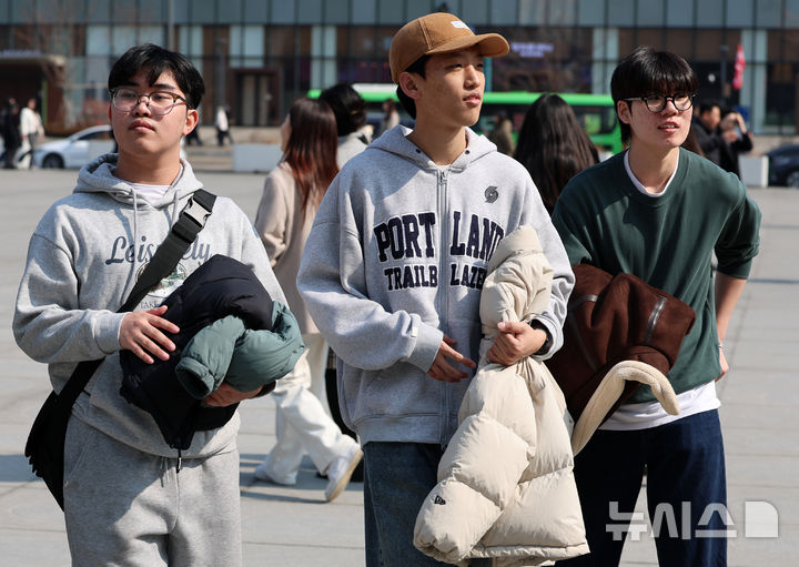 때이른 봄 날씨…서울 2월 최고기온 역대 2위 경신