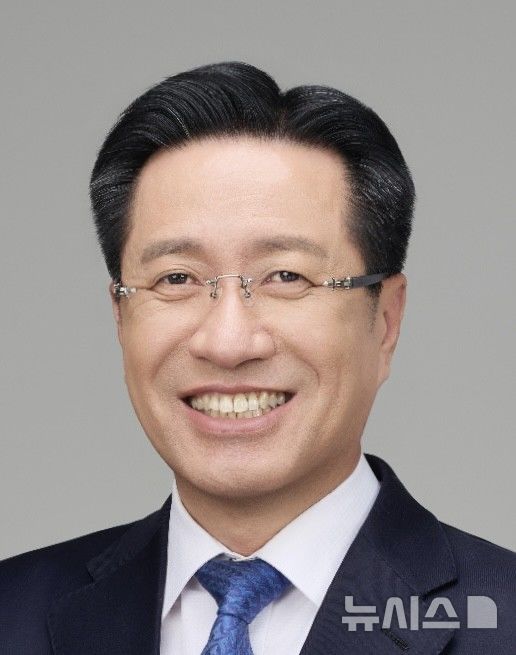 [김해=뉴시스]정영두 김해시장 예비후보. 뉴시스DB. photo@newsis.com 