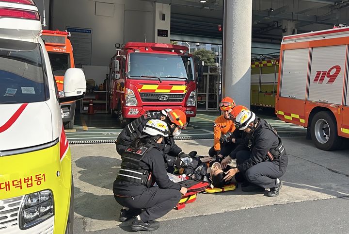 [대전=뉴스시]대전소방본부는 소방펌프차와 구급차가 동시에 출동하는 펌뷸런스 출동체계를 연중 상시 가동하기로 했다. 2026. 02. 22 photo@newsis.com *재판매 및 DB 금지