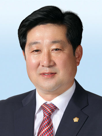 [밀양=뉴시스] 허홍 경남 밀양시의회 의장. (사진=뉴시스 DB). photo@newsis.com *재판매 및 DB 금지