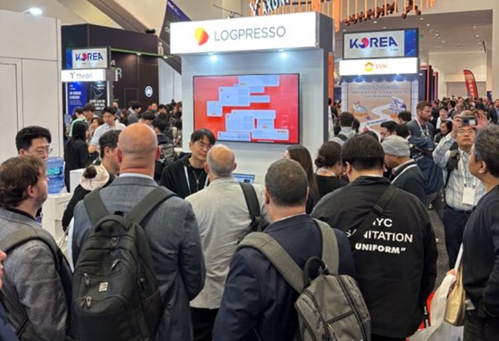 [서울=뉴시스] 로그프레소가 3월 23~26일 미국 샌프란시스코 모스콘센터에서 열리는 세계 최대 사이버 보안 전시회 'RSA 컨퍼런스 2026(RSAC 2026)'에 참가한다고 23일 밝혔다. 사진은 지난 RSAC 2025 로그프레소 전시부스. (사진=로그프레소 제공) 2026.02.23. photo@newsis.com *재판매 및 DB 금지