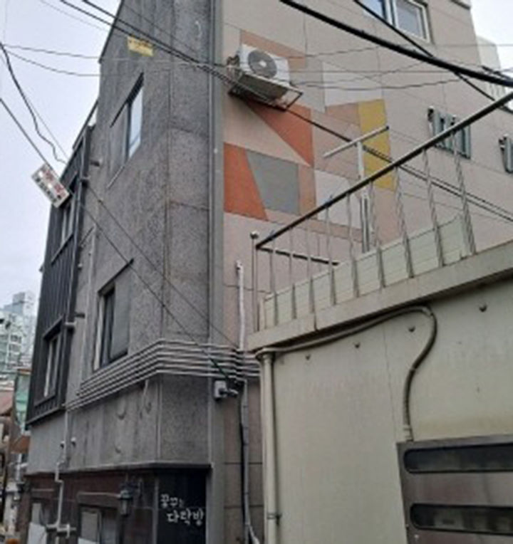 [삼척=뉴시스] 강원 삼척시가지의 폐업 간판 철거 후 모습. (사진=삼척시 제공) 2026.02.23. photo@newsis.com *재판매 및 DB 금지