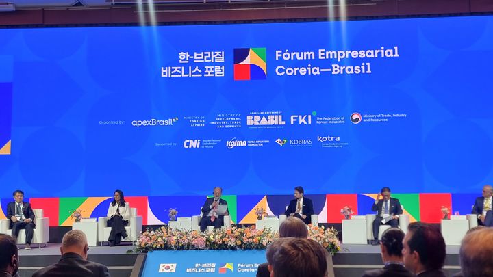 [서울=뉴시스]이지용 기자 = 23일 서울 소공동 롯데호텔에서 열린 '한-브라질 비즈니스 포럼'에서 헬스·라이프스타일 및 창의산업 세션이 진행되고 있다. 2026.02.23. leejy5223@newsis.com *재판매 및 DB 금지