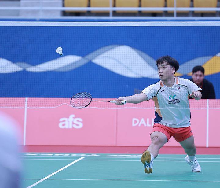 [제주=뉴시스] 제주도청 장애인직장운동경기부 소속 이대성이 2026년 세계선수권대회 SH6(저신장) 남자 복식 종목에서 우승을 차지했다. (사진=제주도장애인체육회 제공) 2026.02.23. photo@newsis.com *재판매 및 DB 금지