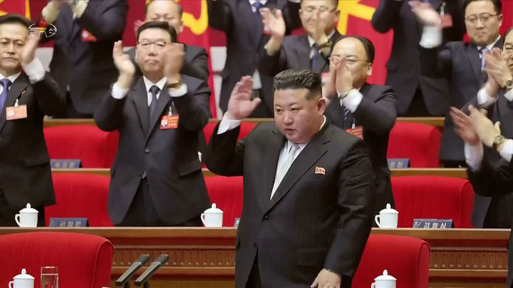 메드베데프, 北김정은 재추대 축하…"북·러 당 대화 심화 기대"