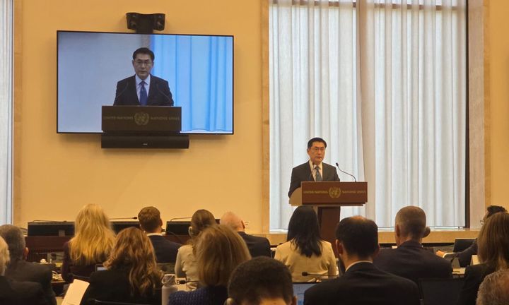 [서울=뉴시스]정부 북핵 수석대표인 정연두 외교전략정보본부장은 23일(현지시간) 제네바 군축회의 고위급 회기에 참석했다.(사진 외교부 제공) *재판매 및 DB 금지