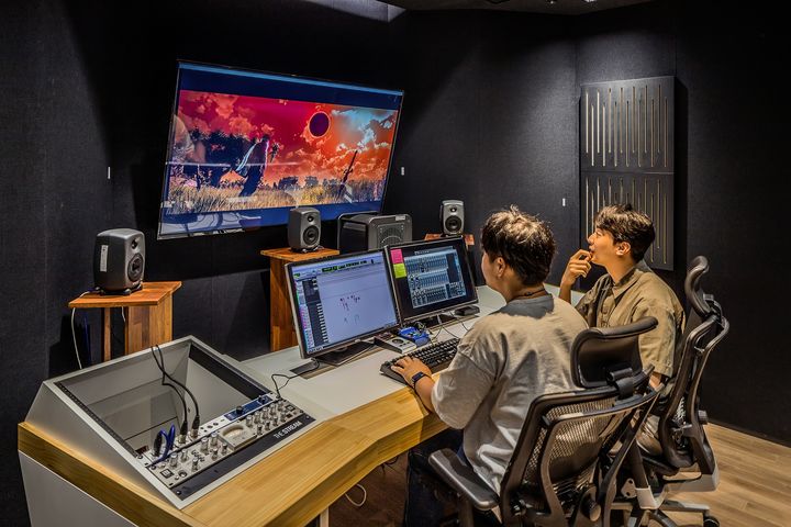 [서울=뉴시스] 펄어비스 신사옥에 위치한 오디오실. (사진=펄어비스 제공) *재판매 및 DB 금지