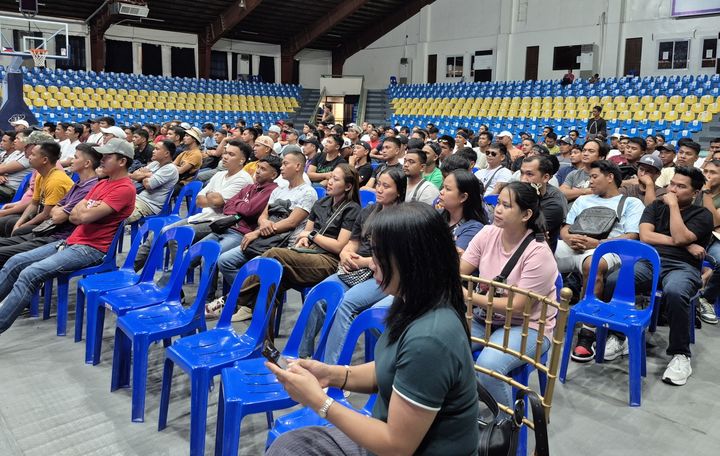 [영주=뉴시스] 필리핀 로살레스시 계절근로자들이 입교식에 참석해 교육을 듣고 있다. (사진=영주시 제공) 2026.02.25. photo@newsis.com *재판매 및 DB 금지