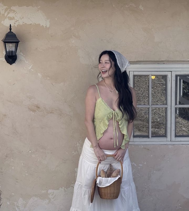 [서울=뉴시스] 가수 나비. (사진=나비 인스타그램 캡처) 2026.02.25. photo@newsis.com *재판매 및 DB 금지