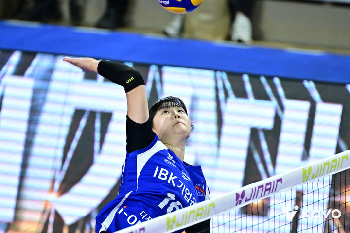 [서울=뉴시스]여자배구 기업은행 전수민. (사진=KOVO 제공)