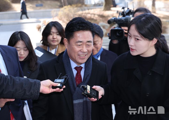 합수본, '통일교 금품수수 의혹' 김규환 전 의원 소환