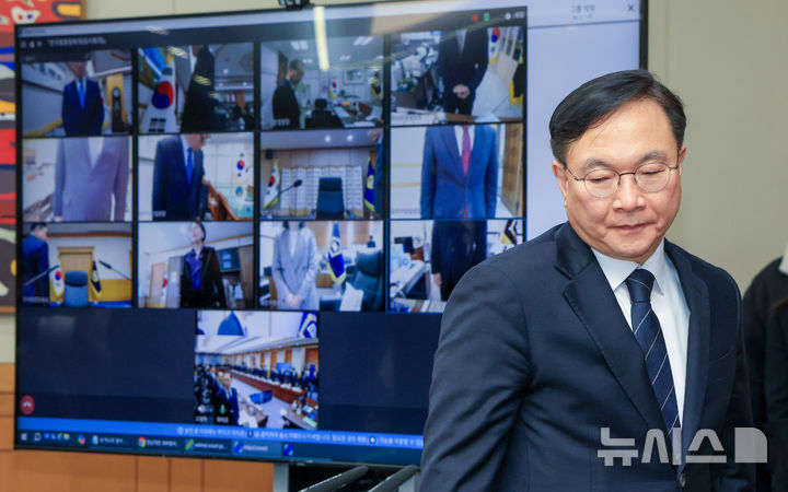 [서울=뉴시스] 황준선 기자 = 박영재 법원행정처장이 지난달 25일 서울 서초구 대법원에서 열린 전국법원장회의에 참석하고 있다. (공동취재) 2026.03.04. photo@newsis.com