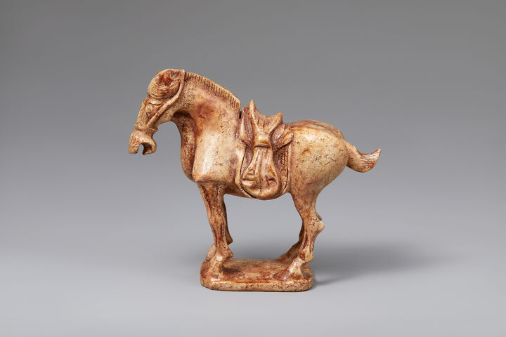 명 옥 말 입상. 다보성갤러리 제공 *재판매 및 DB 금지