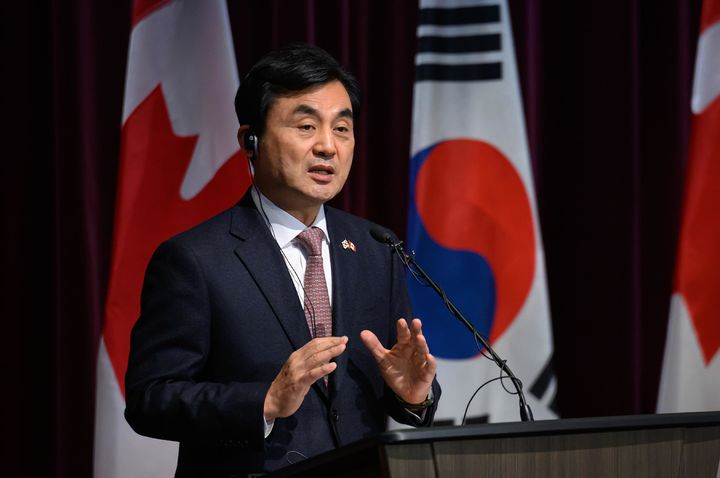 국방부 "교민 철수 지원 요청시 군자산 투입…요청 아직 없어"