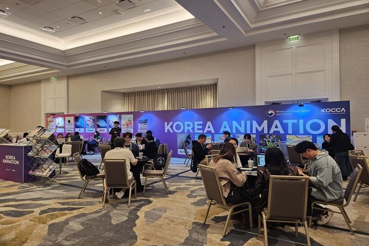 지난 22일~25일 미국 샌디에이고에서 열린 '키즈스크린 서밋 2026' 한국공동관에 참여한 애니메이션 기업들이 비즈니스 상담을 하고 있다. (사진=한국콘텐츠진흥원 제공) *재판매 및 DB 금지