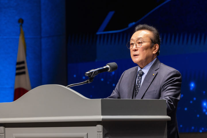 김인 새마을금고중앙회장이 지난 2월 26일 충남 천안 MG인재개발원에서 열린 제80차 대의원회에서 개회사를 하고 있다. (사진=새마을금고 제공) *재판매 및 DB 금지