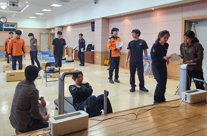 [서울=뉴시스] 체력 측정 중인 대구소방안전본부 소속 소방공무원. (사진=국민체육진흥공단 제공). 2026.02.27. *재판매 및 DB 금지