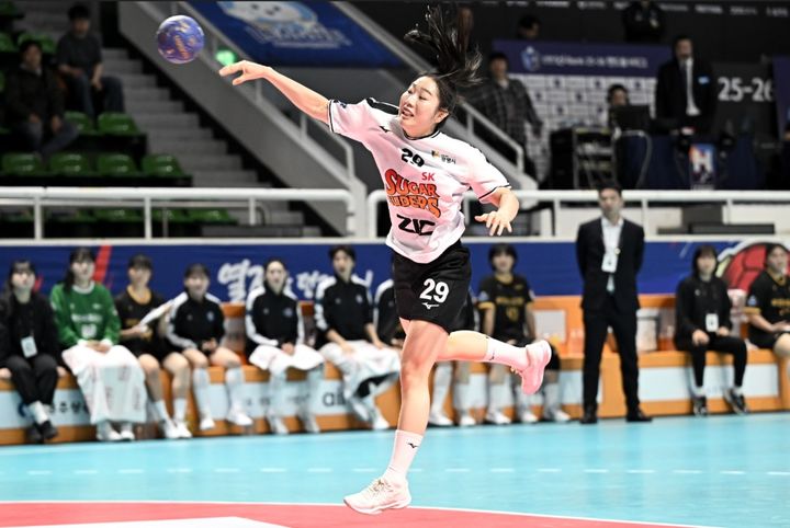 [서울=뉴시스] 여자 핸드볼 SK슈가글라이더즈의 윤예진. (사진=한국핸드볼연맹 제공) 2026.02.27. photo@newsis.com *재판매 및 DB 금지